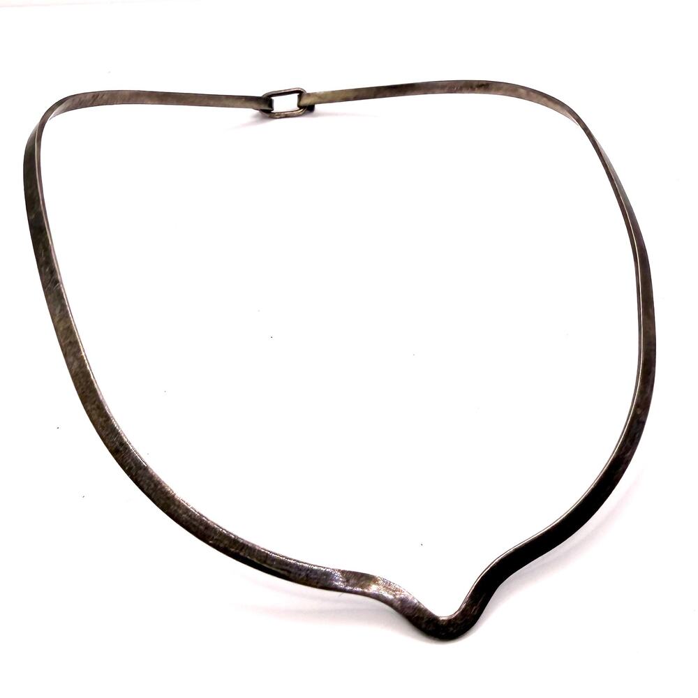Vintage 90s Stamped Mexico Sterling Silver V Neck Rigid Collar Choker Necklace